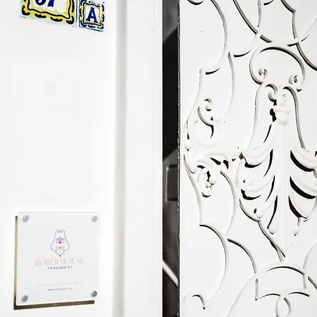 Roberhouse Tragara 37 カプリ