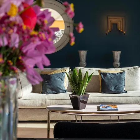 Roberhouse Tragara 37 דירה
